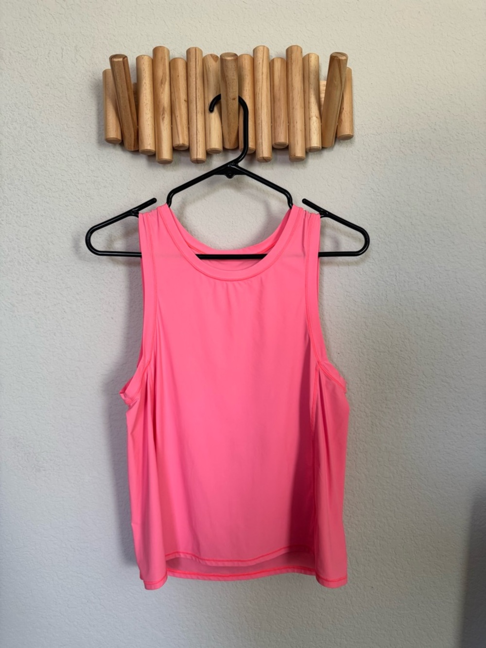 Hot Pink Lululemon Athletic Tank Top 💖 - Picture 2 of 4